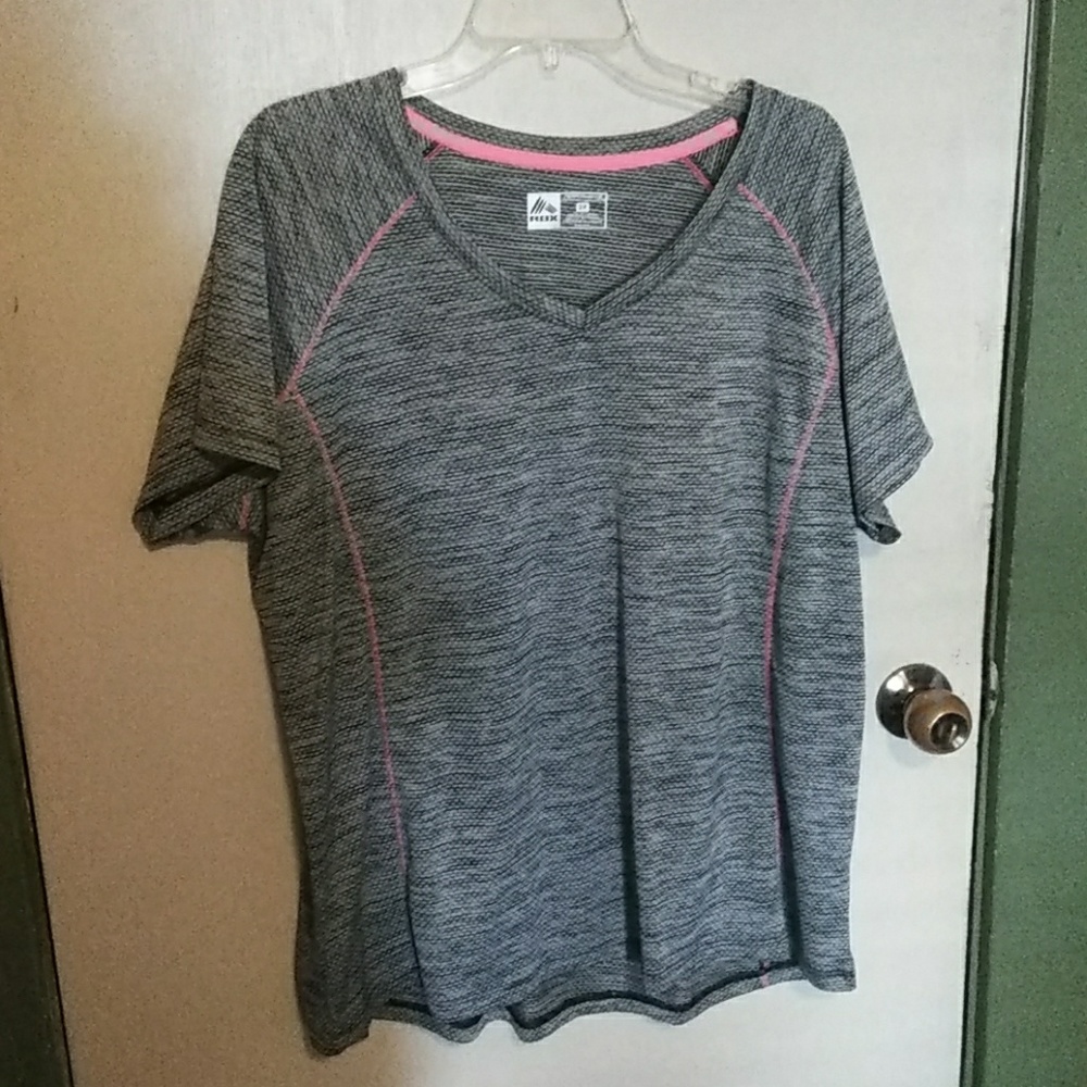 Athletic shirt